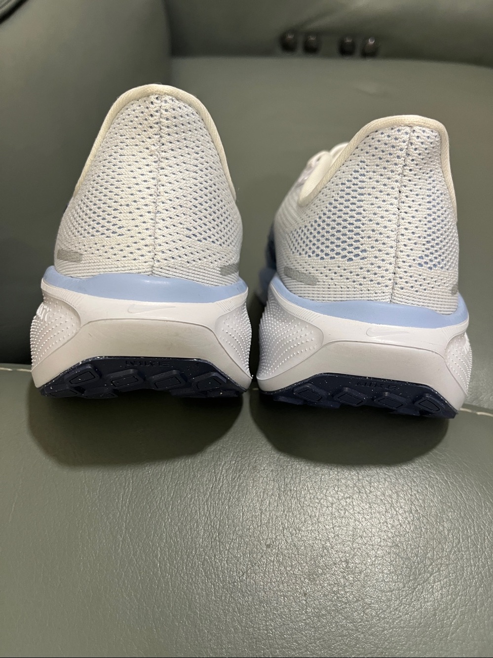 Nike  Pegasus 41 White & Blue Air Zoom Running Shoes - Picture 3 of 5